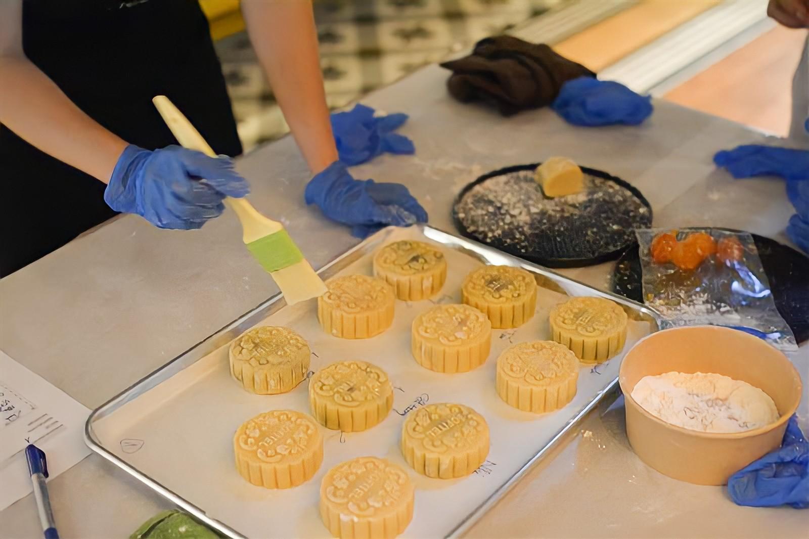 Món quà đặc biệt Tiến Phước dành tặng khách hàng dịp Tết Trung thu - Món quà đặc biệt Tiến Phước dành tặng khách hàng dịp Tết Trung thu