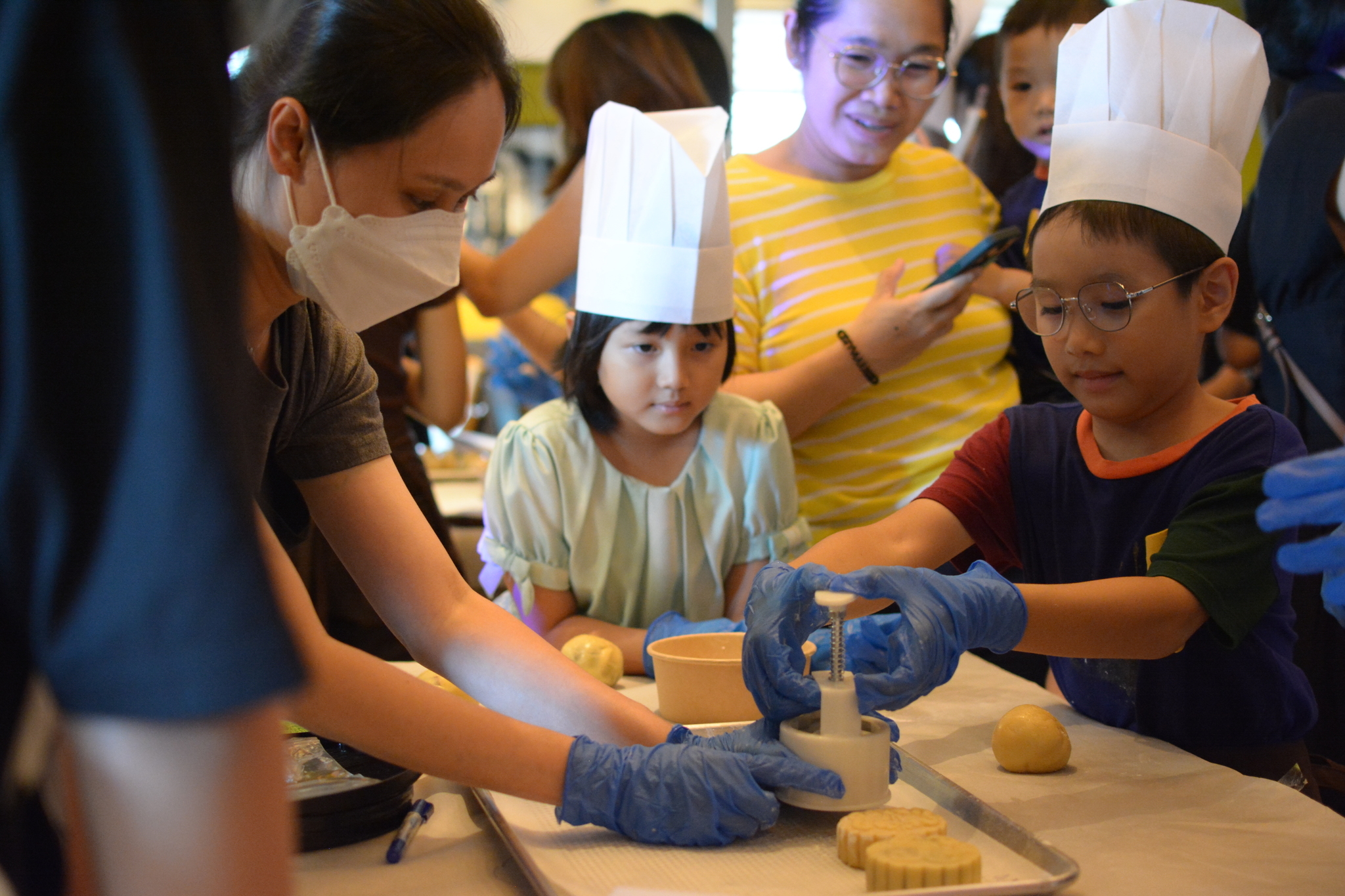 Món quà đặc biệt Tiến Phước dành tặng khách hàng dịp Tết Trung thu - Món quà đặc biệt Tiến Phước dành tặng khách hàng dịp Tết Trung thu