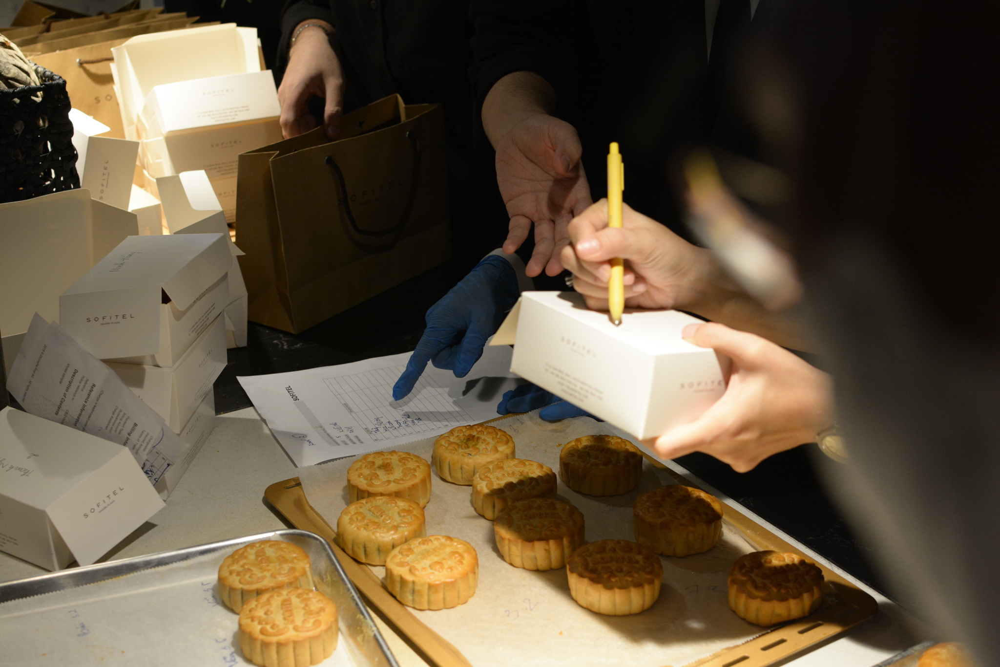 Món quà đặc biệt Tiến Phước dành tặng khách hàng dịp Tết Trung thu - Món quà đặc biệt Tiến Phước dành tặng khách hàng dịp Tết Trung thu